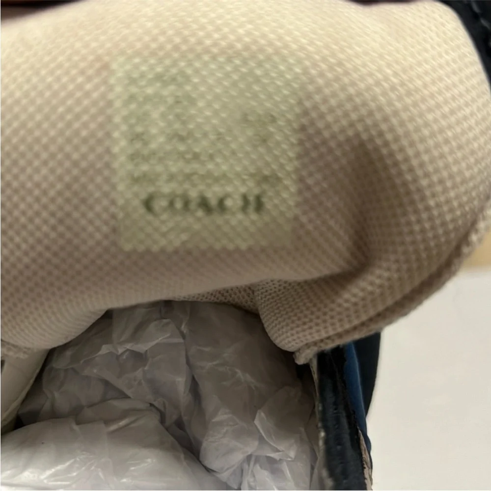 🆕 Coach leather logo trainer Blue and White Sneakers no shoelaces - Picture 9 of 10